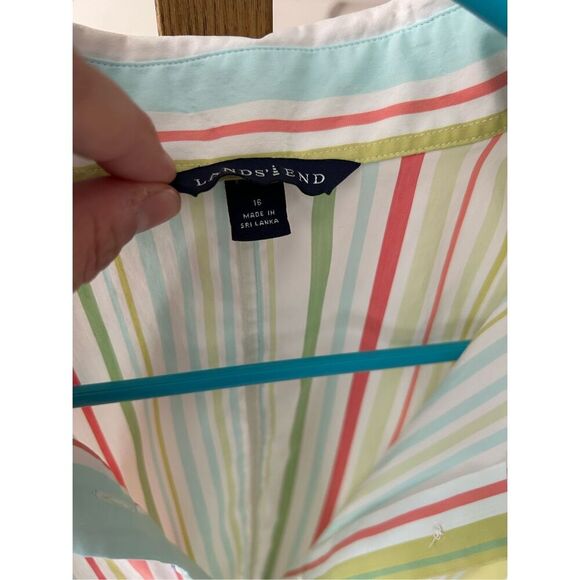 Lands’ End Women’s Striped Classic Button Down Shirt. Size 16. - Picture 2 of 7